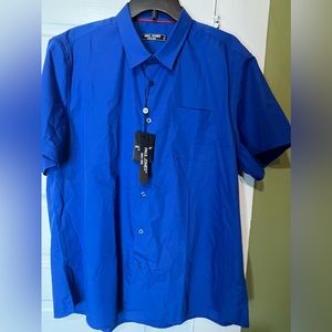 Men’s short sleeve dress shirt. Bundle $10 items at 2/$10